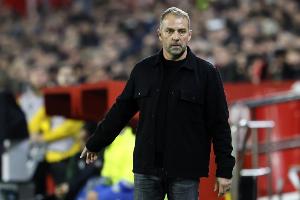 开云娱乐-世体：输给多特之后弗里克很生气 恢复训练后将加强球队管理