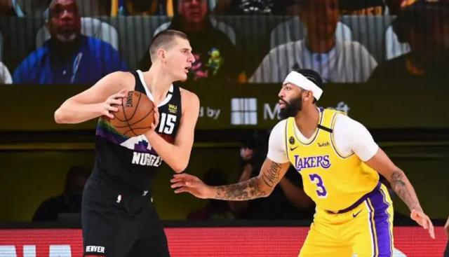 时隔3年湖人掘金再交手 浓眉约基奇谁是第一中锋？